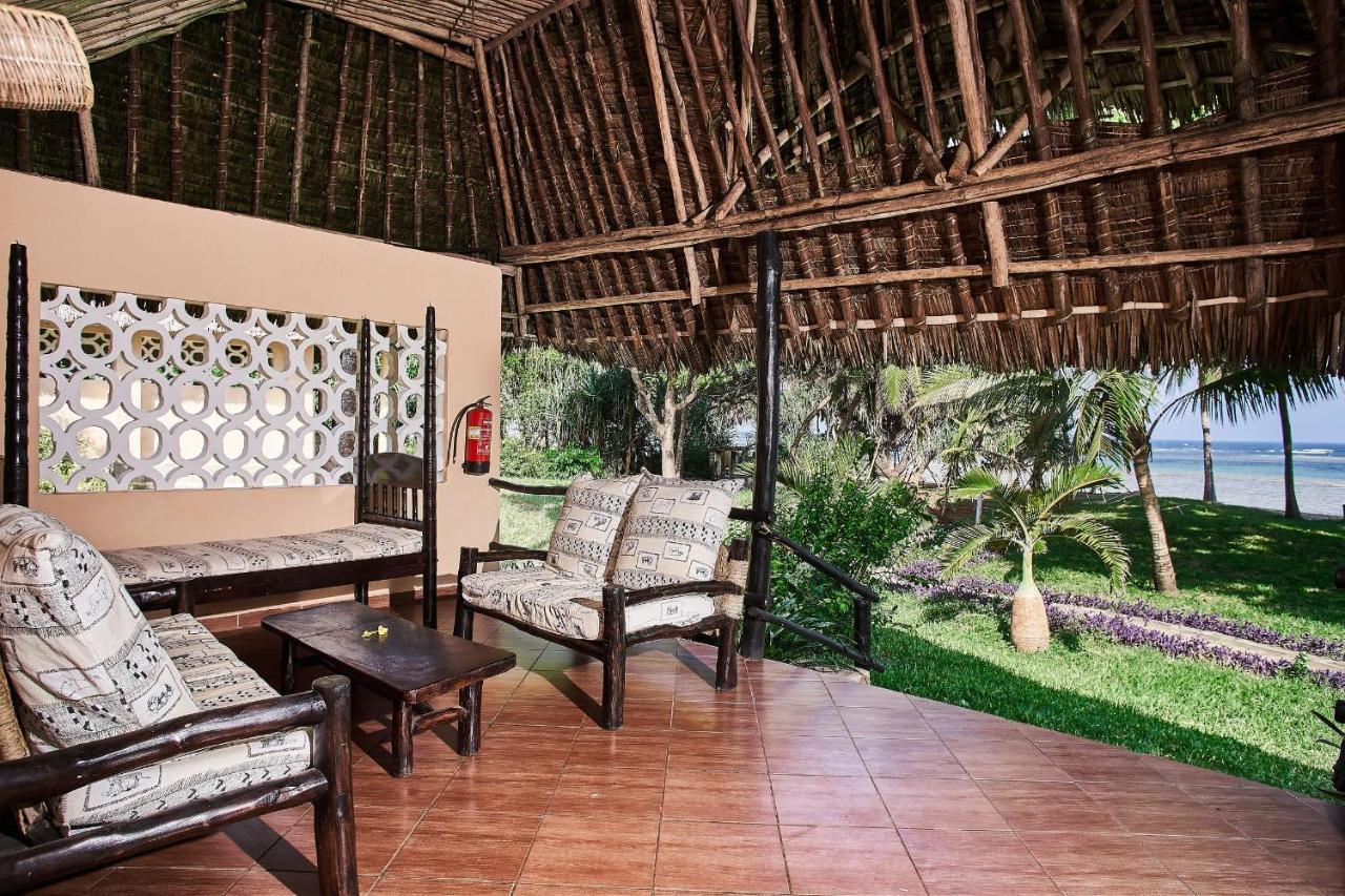 Coral Beach Resort Playa de Diani Exterior foto